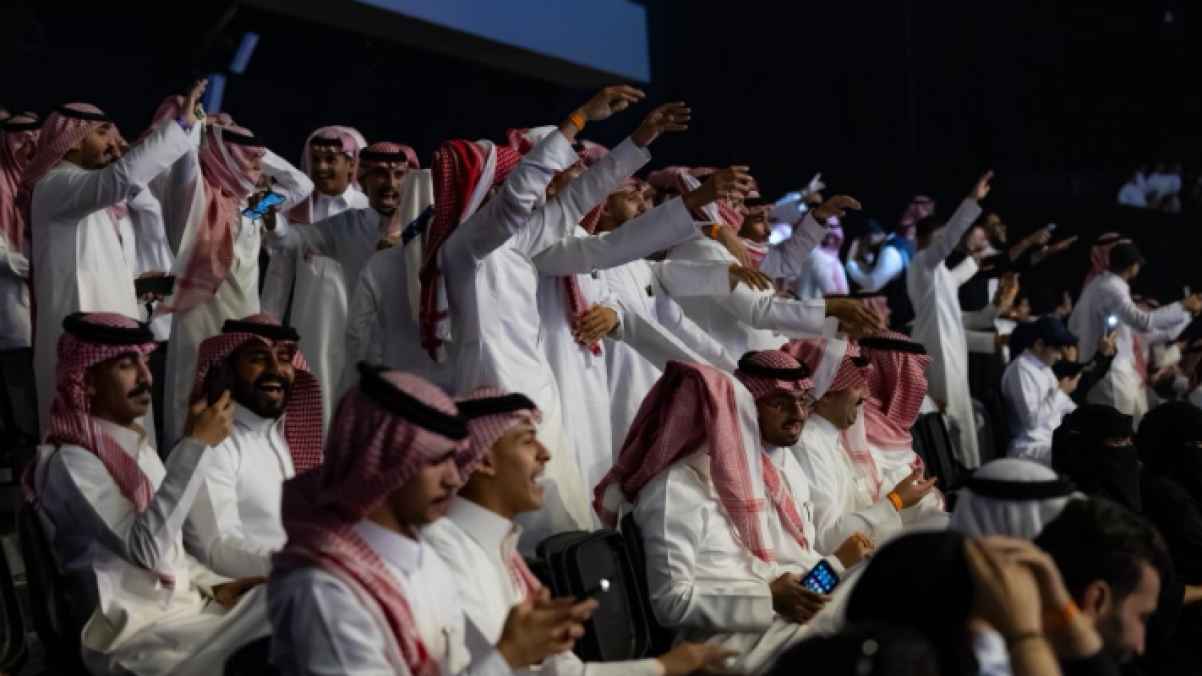 ليلة فرح وطرب في جدة تشهد تفاعل جماهيري واسع