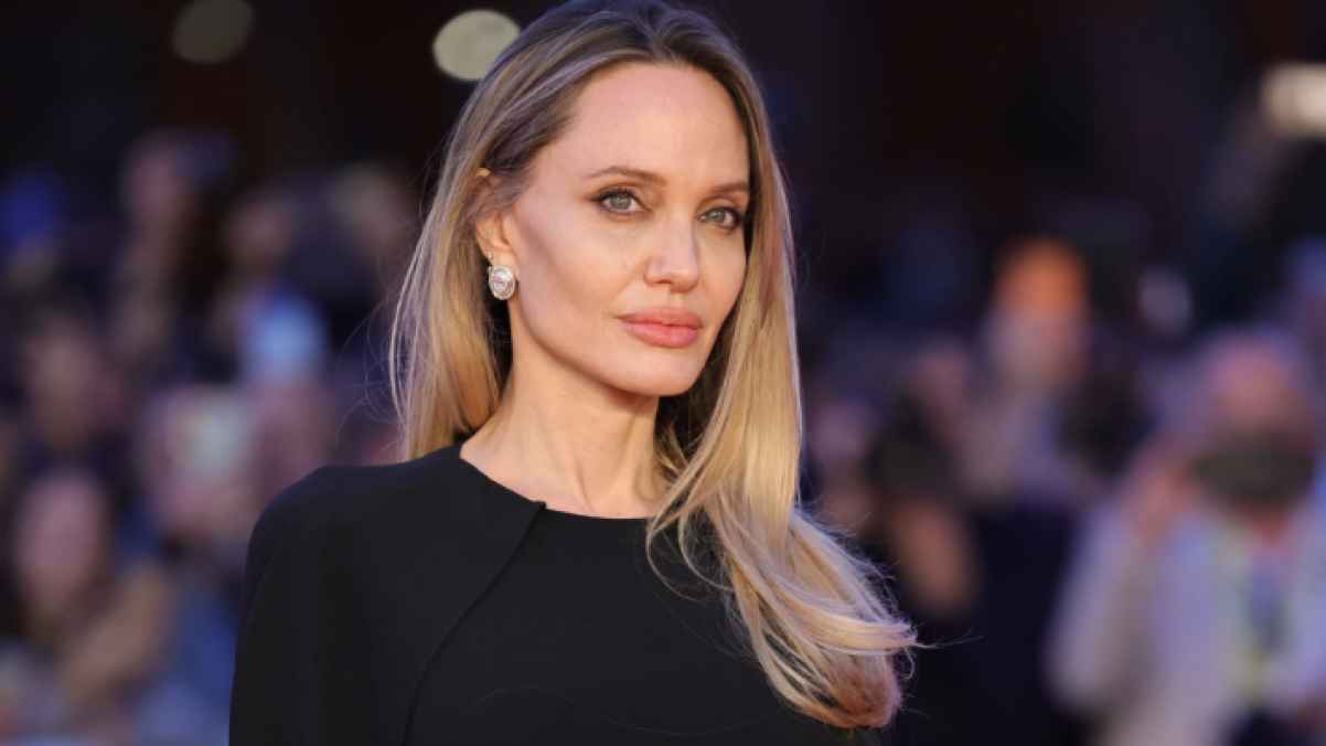 Angelina Jolie takes a historic humanitarian step to save Gaza’s orphans