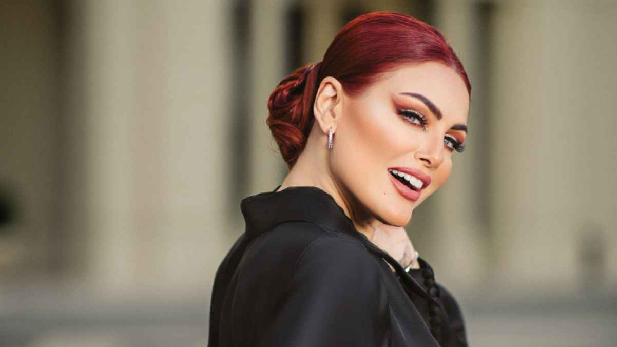 دارين حداد تعلن عقد قرانها في القاهرة وسط أجواء رومانسية