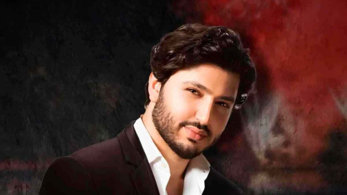 محمد شاكر يعلن عودته للمسرح بعد توقف مؤقت