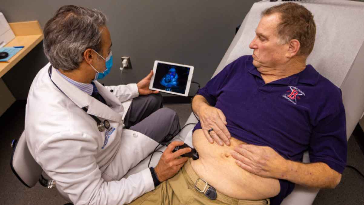 رجل في الولايات المتحدة يعيش 271 يومًا بكلية خنزير قبل إزالتها
