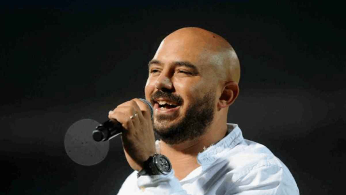 الأمن المصري يوقف محمود العسيلي بسبب "فتاة"