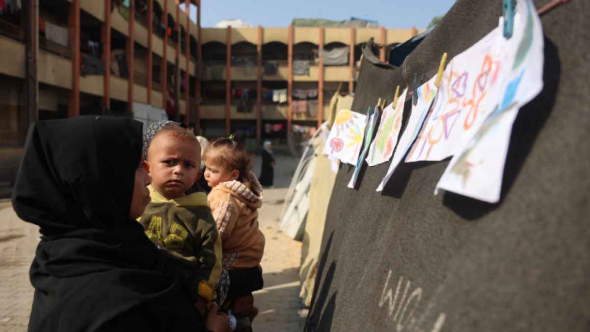 ضوء وسط الحصار.. أمل مُلوَّن في قلب الجراح