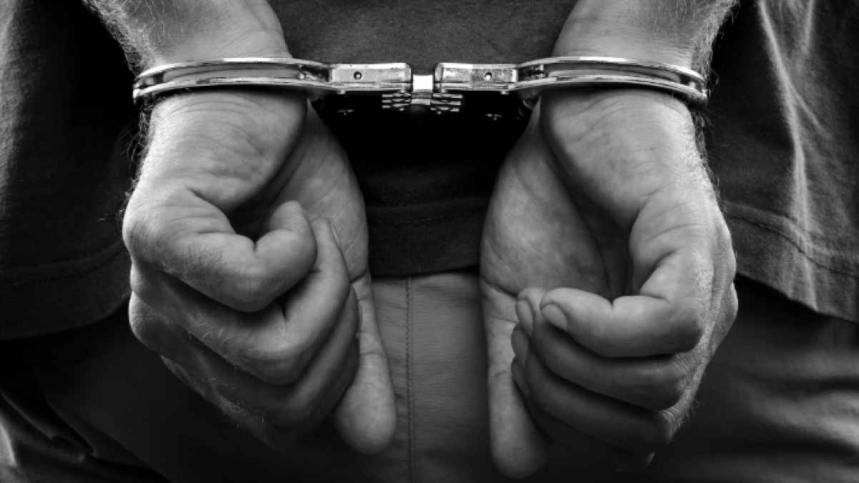 القبض على زوج حاول بيع كلية زوجته في الهند