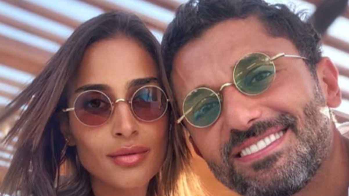 آن الرفاعي تفجّر مفاجأة صادمة عن طلاقها من كريم محمود عبد العزيز