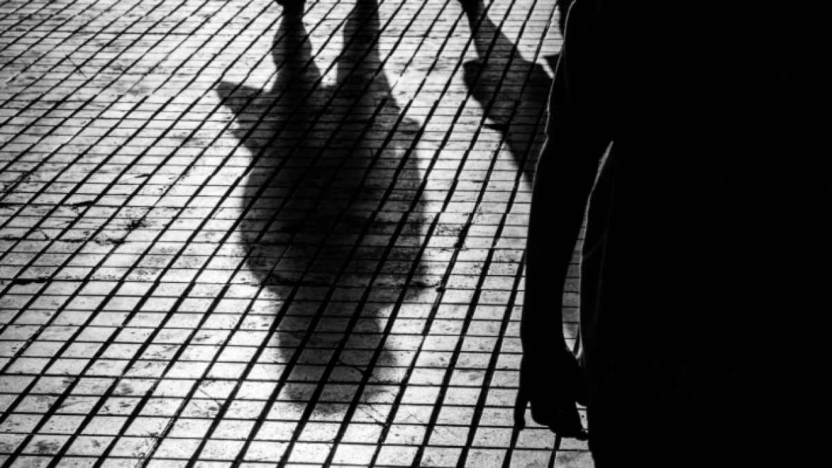 اشتباك عنيف بين عائلتين مالكتين لمطاعم في بريطانيا - فيديو