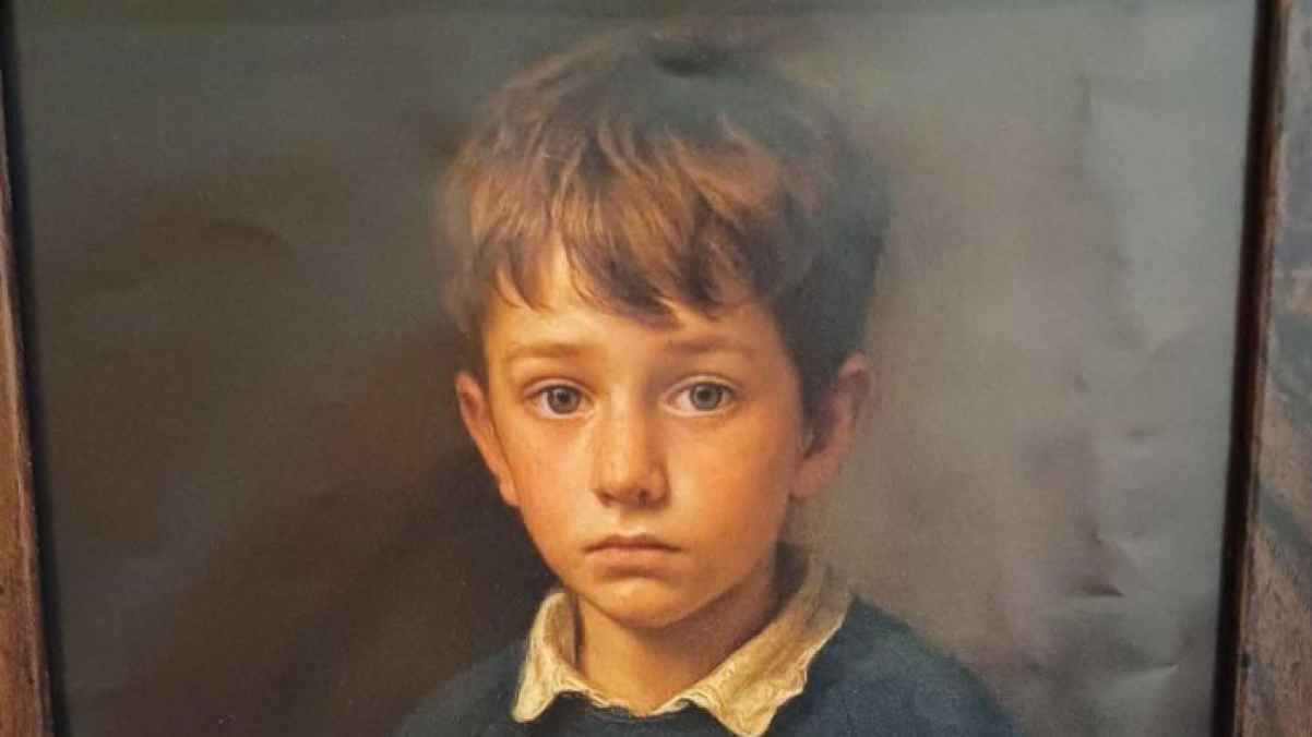 لوحة تُعلّق سرًا في متحف بريطاني وتثير جدلًا واسعًا