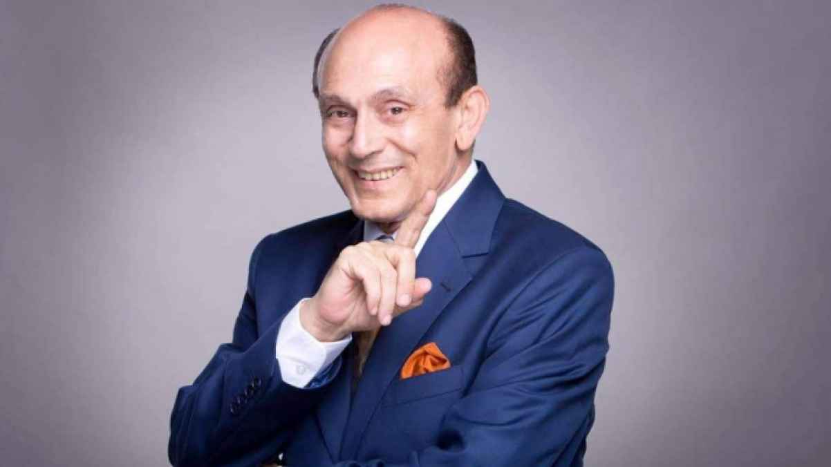 محبو  محمد صبحي يساندونه بالدعاء والسيسي يتدخل لدعم حالته الصحية