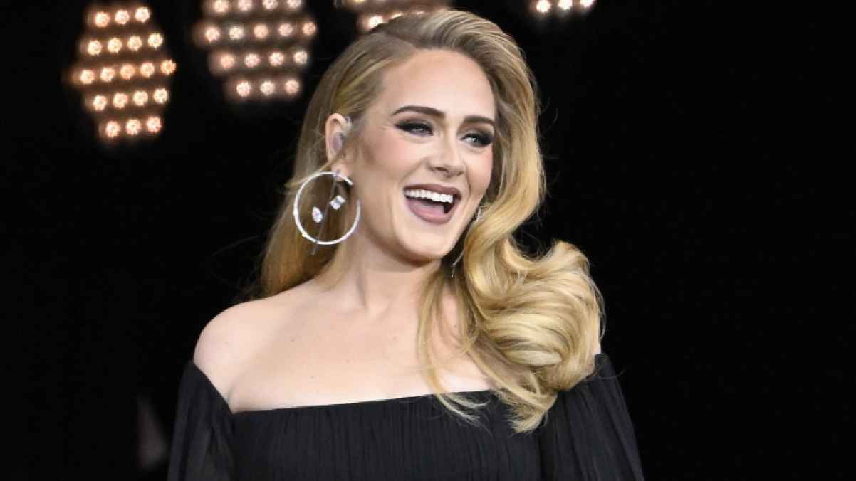 أديل تخوض تجربة التمثيل لأول مرة في فيلم جديد