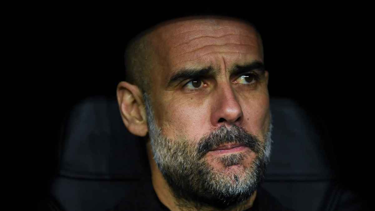 غوارديولا : العَالَمُ خَذَلَ فِلَسْطِينَ وَسَمَحَ بِتَدْمِيرِ شَعْبٍ بِأَكْمَلِهِ