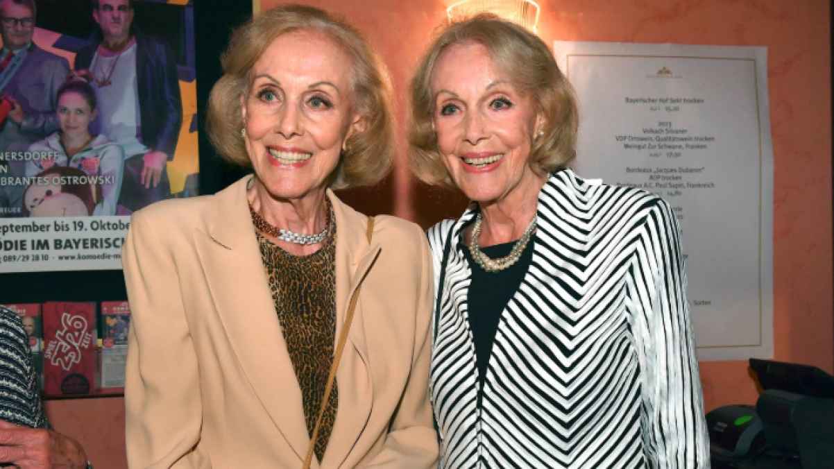 أشهر توأمتين في ألمانيا تنهيان حياتهما