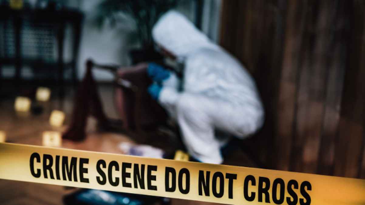 امرأة تنهي حياة أخرى في جريمة بشعة