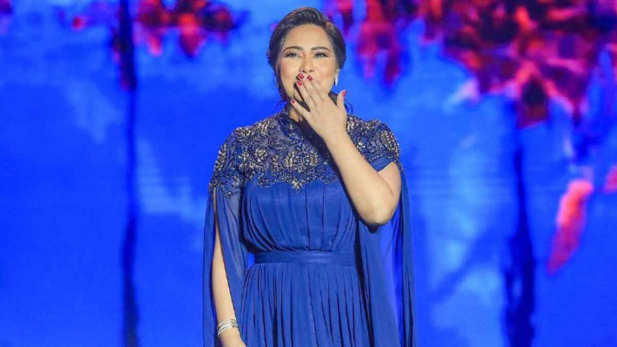 غياب شيرين عبد الوهاب يثير الجدل ومصدر يكشف معلومات صادمة