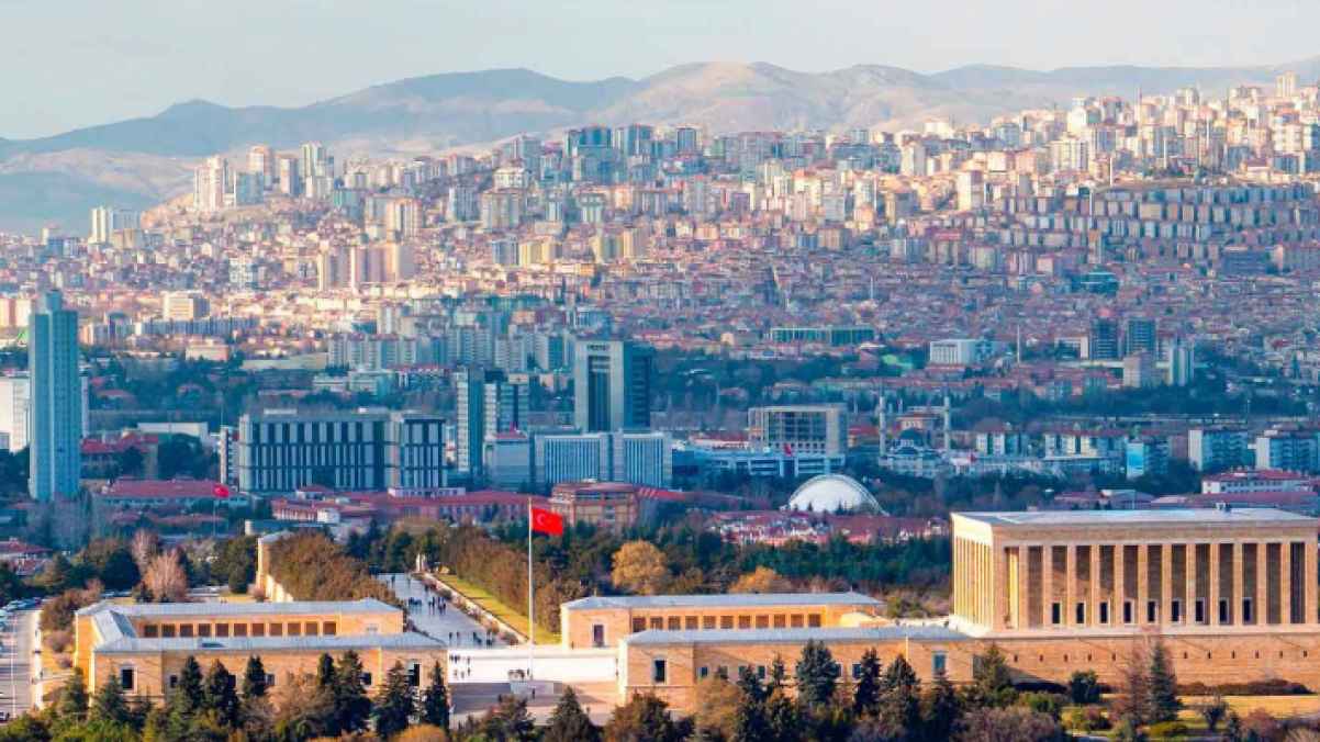 تسمم جماعي يصيب أكثر من 170 شخصًا في تركيا