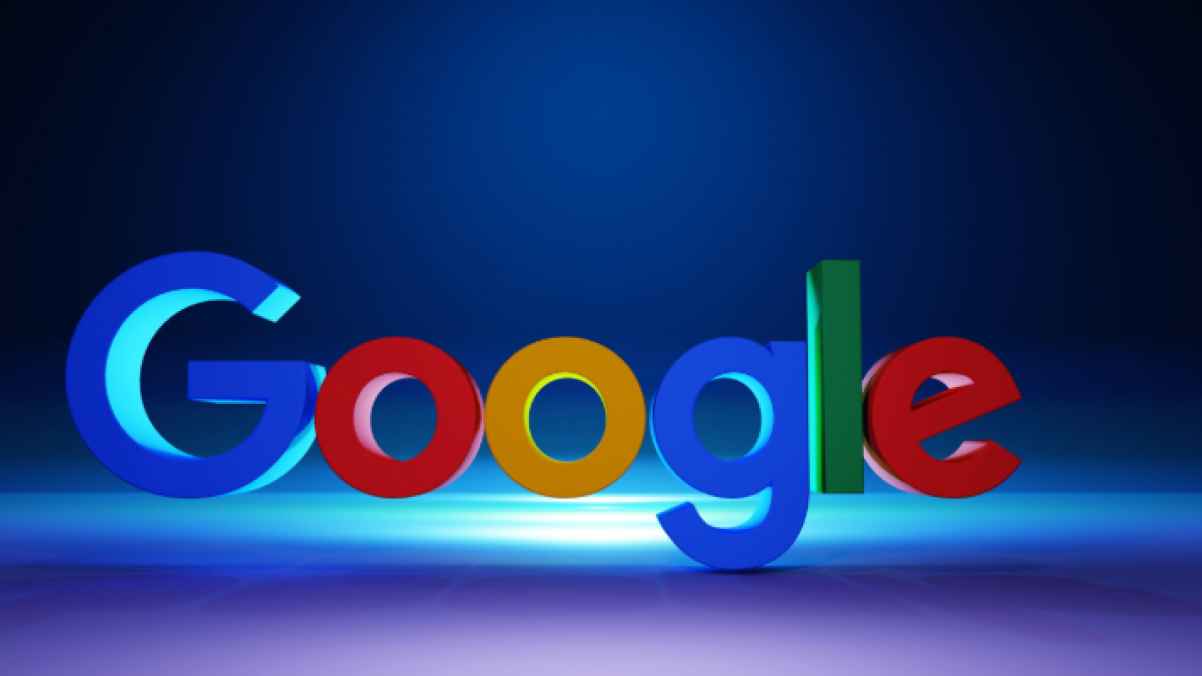 تصريحات "غوغل" حول استخدام الرسائل الخاصة لتدريب الذكاء الاصطناعي