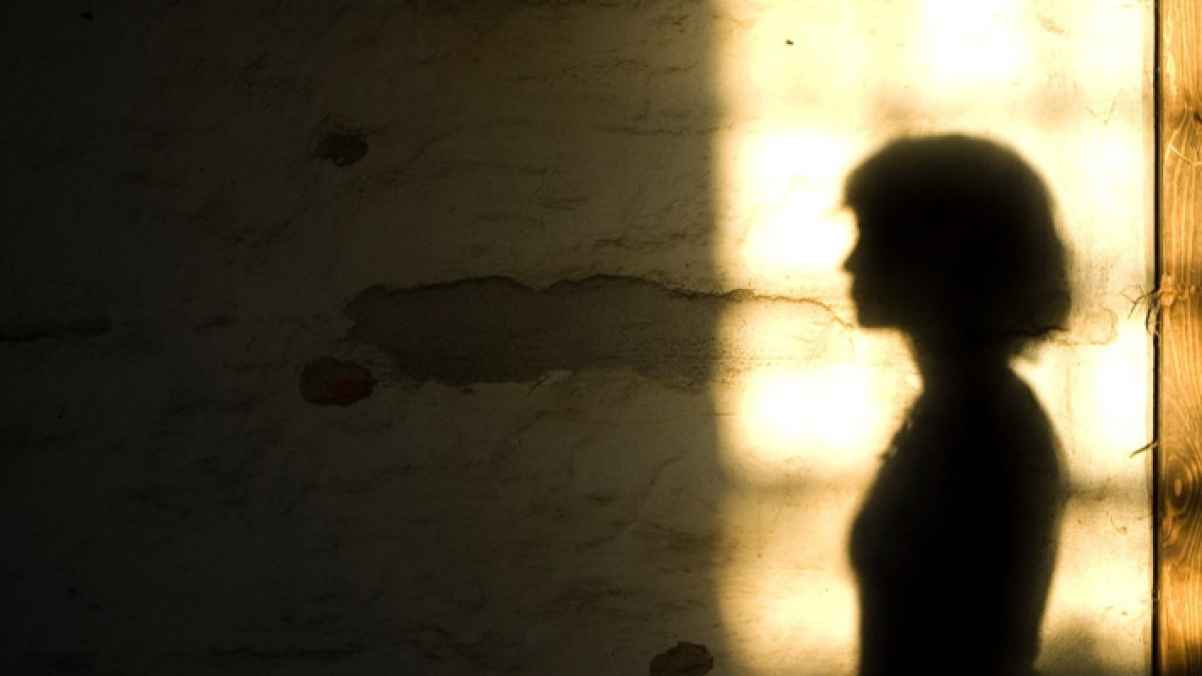 عشرينية تعود إلى حضن عائلتها بعد 17 عامًا من الفقدان