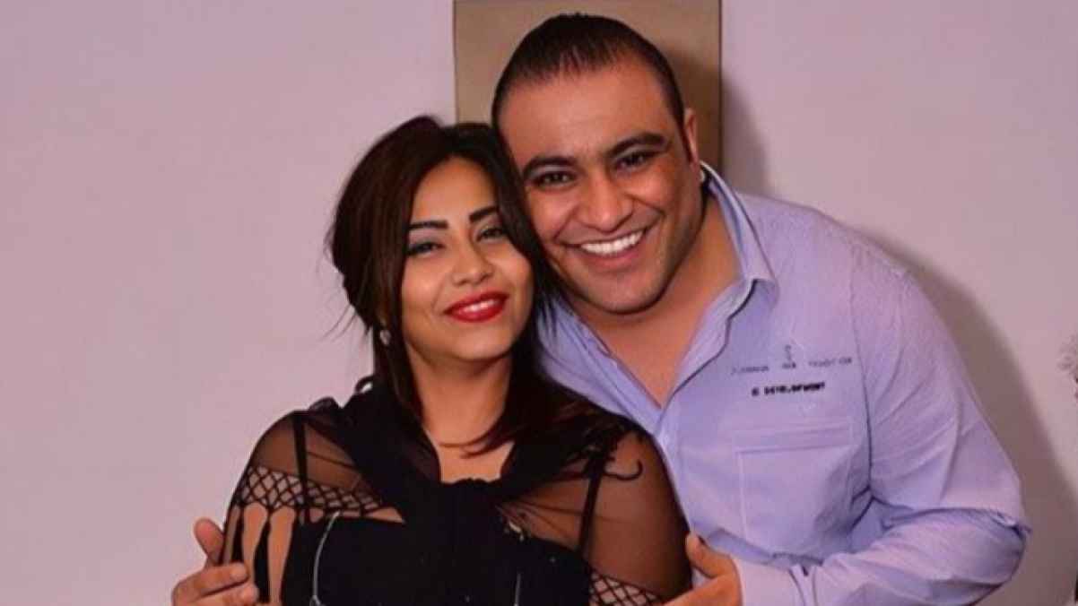 شقيق شيرين عبد الوهاب يهاجمها بأغنية لـ ذكرى