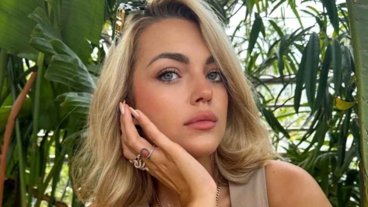 وفاة مؤثرة مشهورة والعثور عليها في غابة نائية