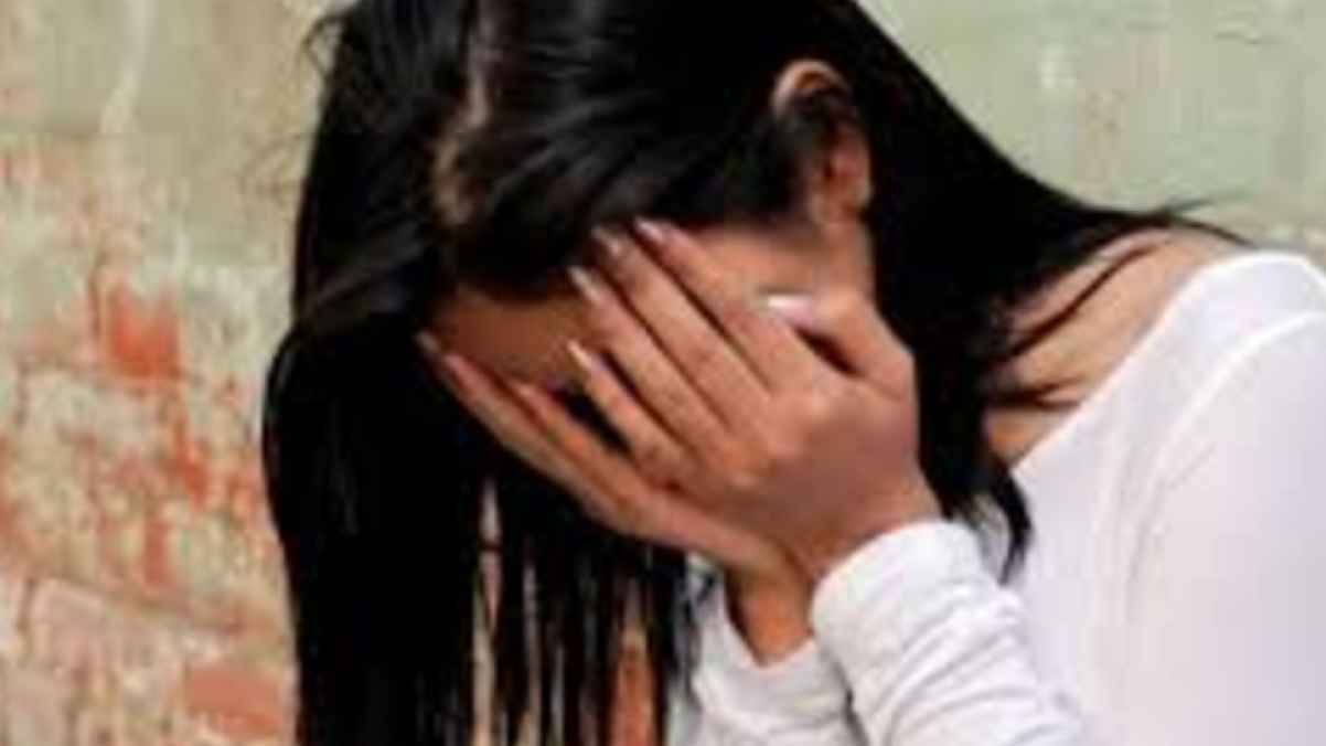 She lured her… a girl commits a shocking crime over an earring