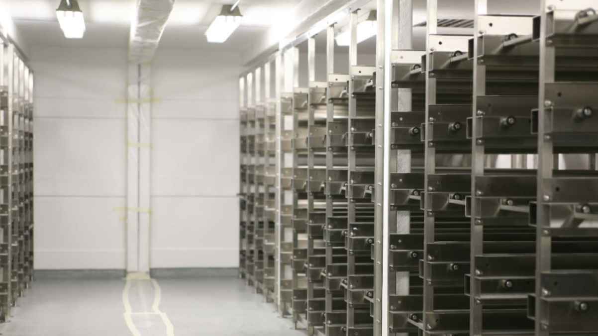 Investigation into a woman waking up in the morgue after her alleged death