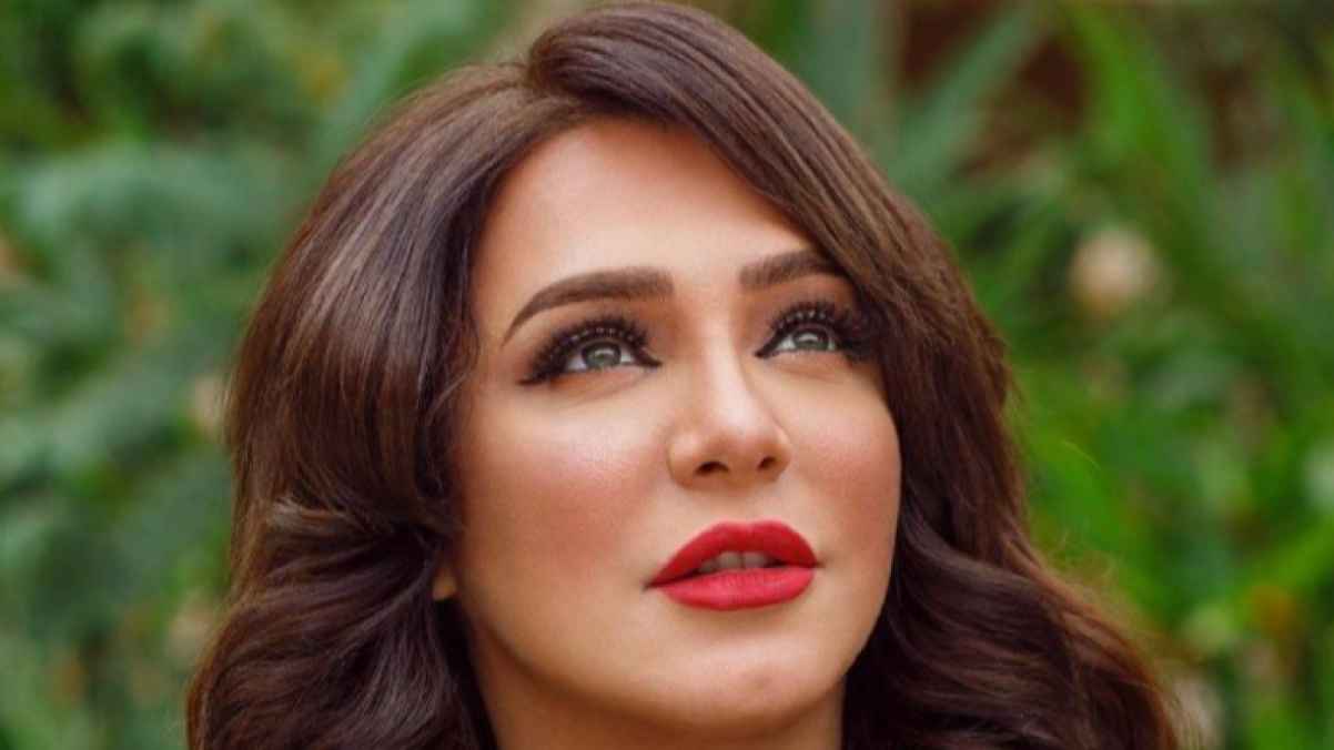 Embarrassing and Offensive".. Salaf Fawakherji’s Photo Sparks Social Media"