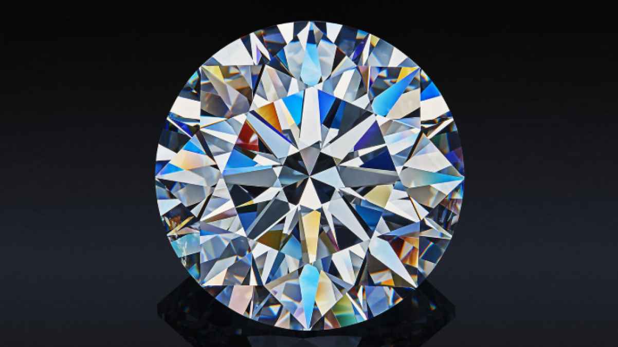 Two friends discover a valuable diamond after renting and digging a plot of land