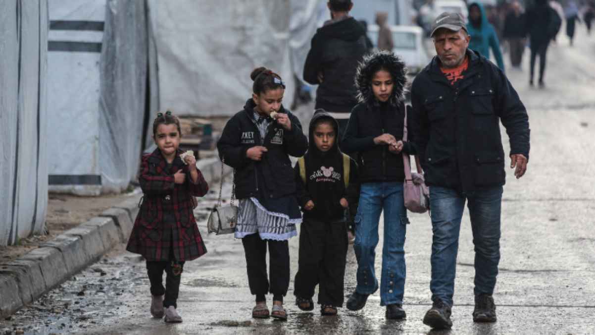 Winter in Gaza… Where the Cold Clashes with the Harsh Reality