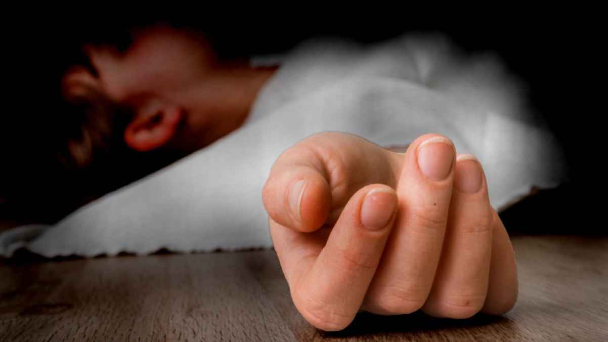 Doctor found dead inside a store freezer