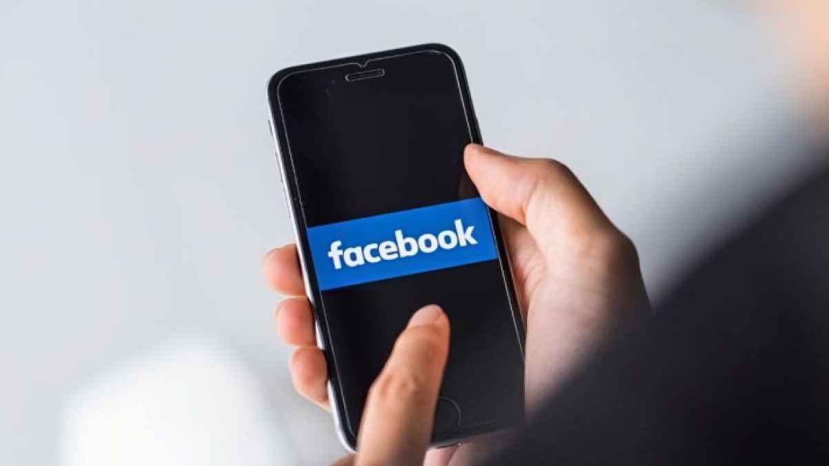 Meta testing new limits on Facebook for monthly fee