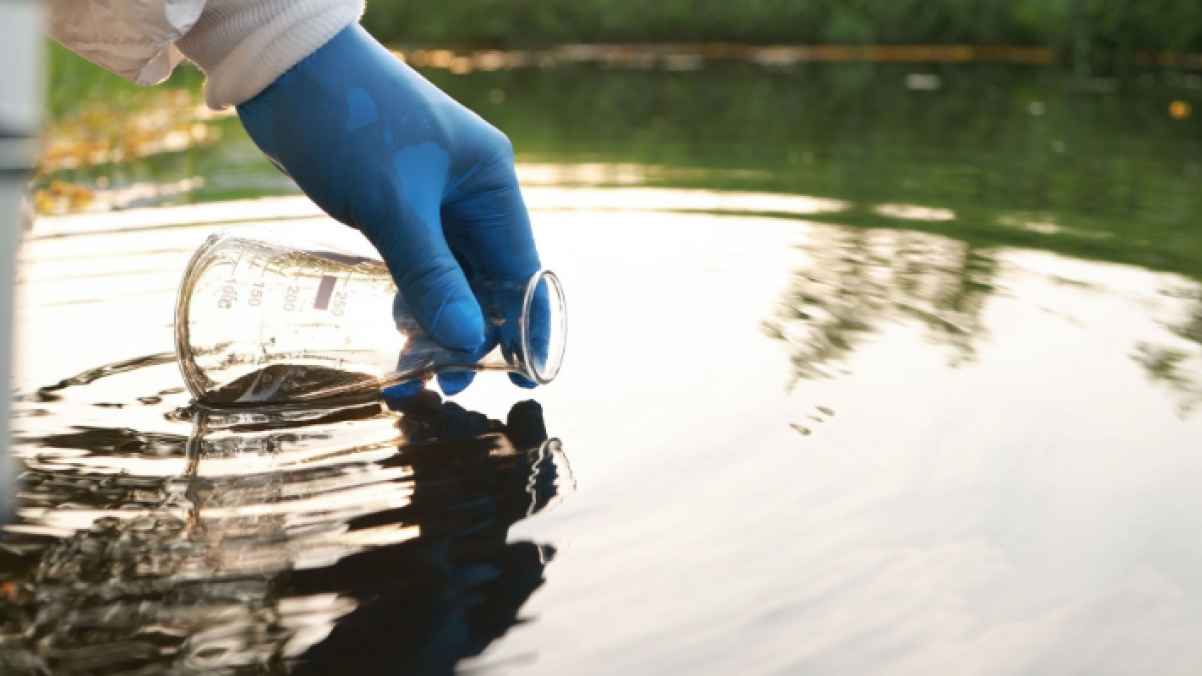 Contaminated drinking water in India leads to multiple deaths, injuries