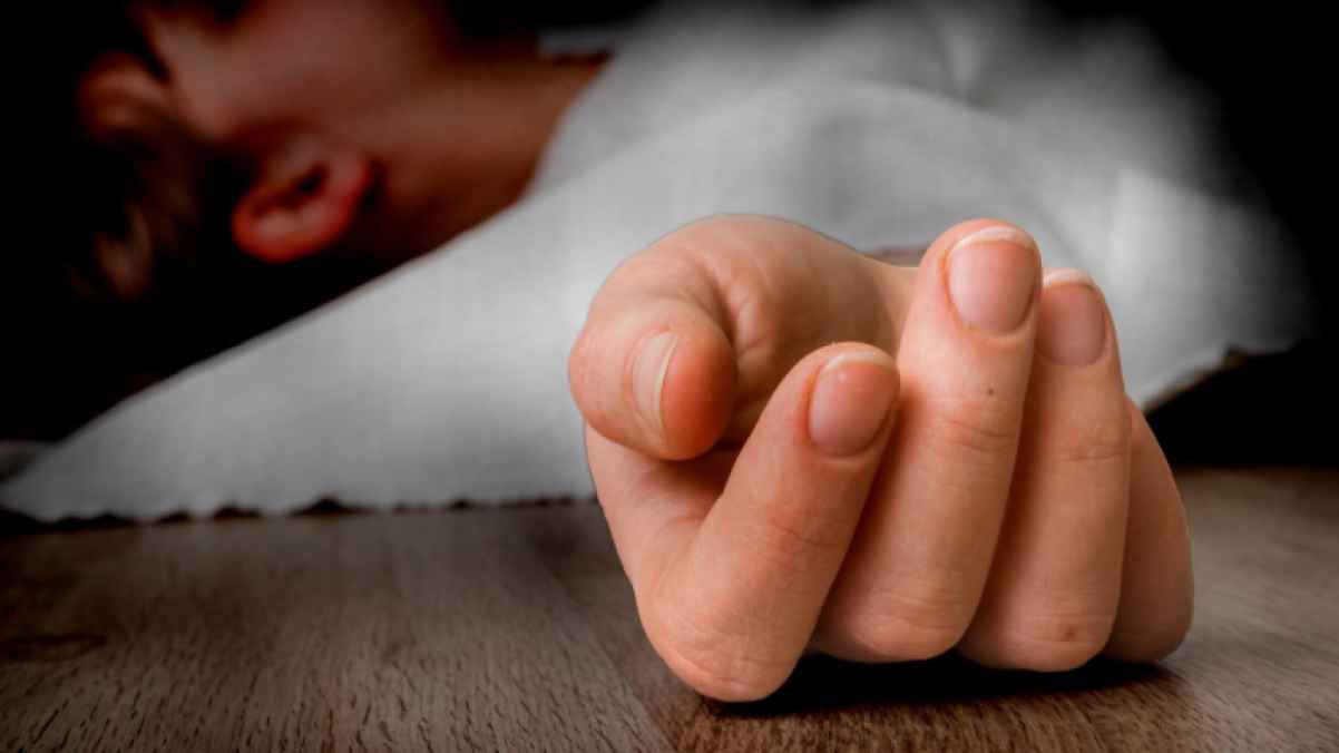 Man kills woman, leaves her inside a plastic box