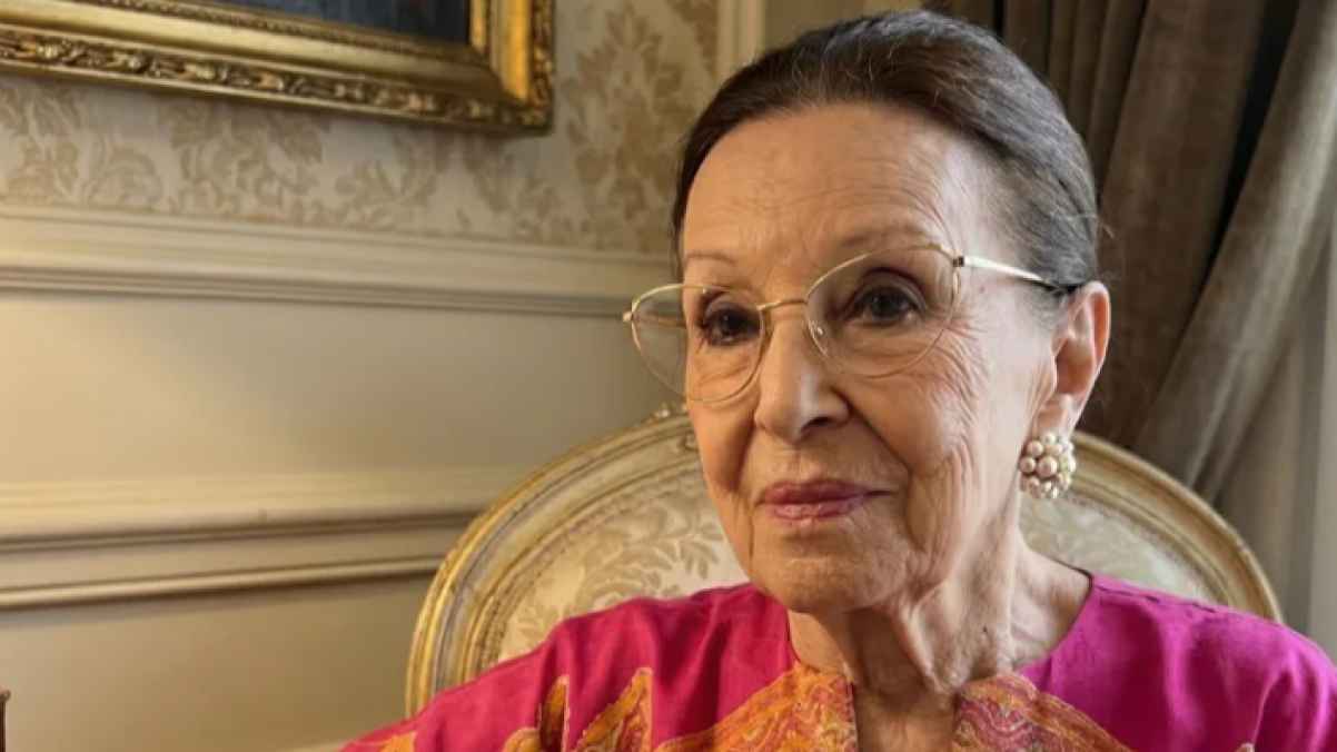 "The family of Najat Al-Saghira resorting to the judiciary after "questioning her Egyptian origins