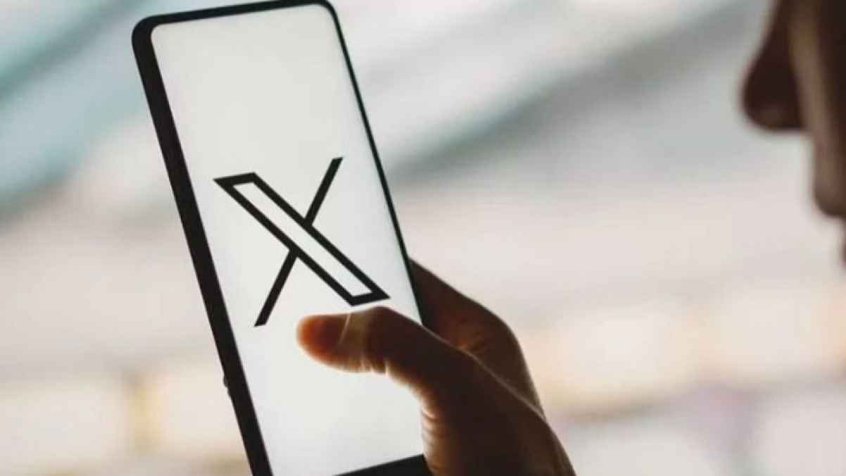 X" shocks its users: increasing the access price"