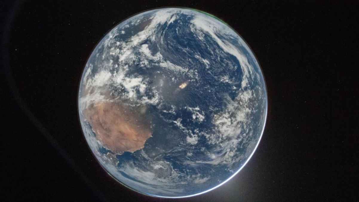 NASA Releases First Image of Earth from Artemis 2 Moon Mission