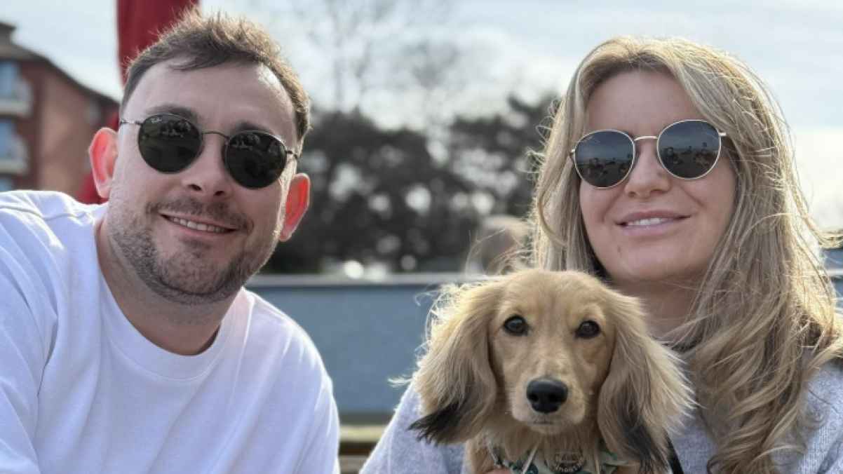 British Couple Rely on Their Dog as Main Source of Income