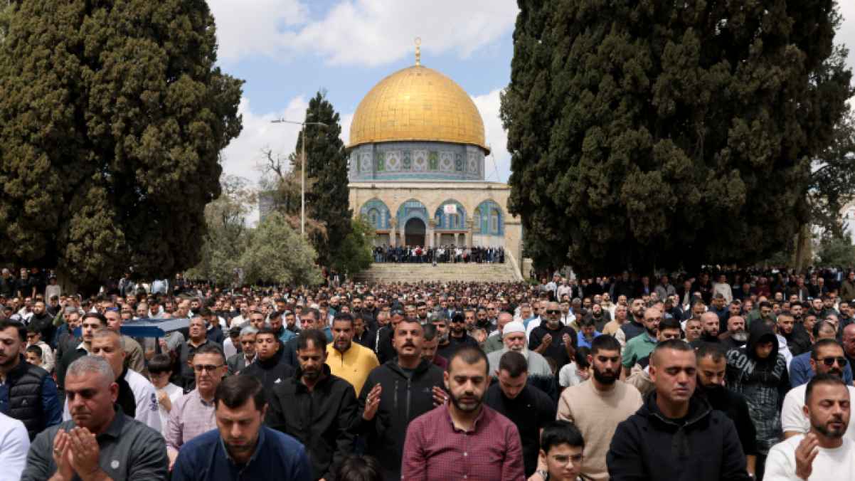 The return of worshippers paints a majestic scene in the heart of Jerusalem