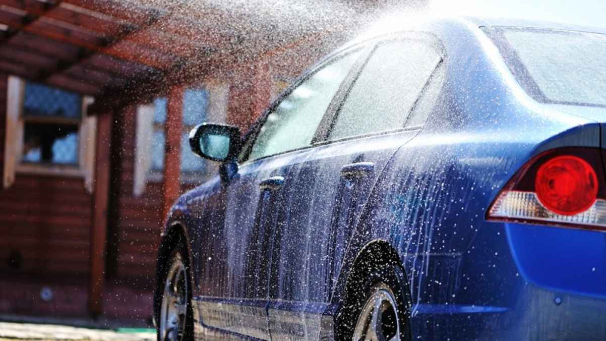 نصائح لغسل السيارات خلال موسم الشتاء وتفادي تآكلها