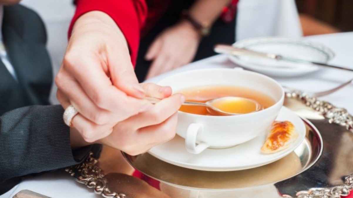 top 5: أبرز خمس قواعد الاتيكيت في دول العالم
