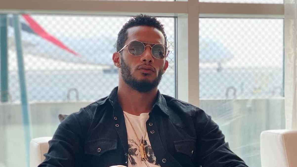 سحب "دكتوراه" محمد رمضان الفخرية ..بعد جدل كبير