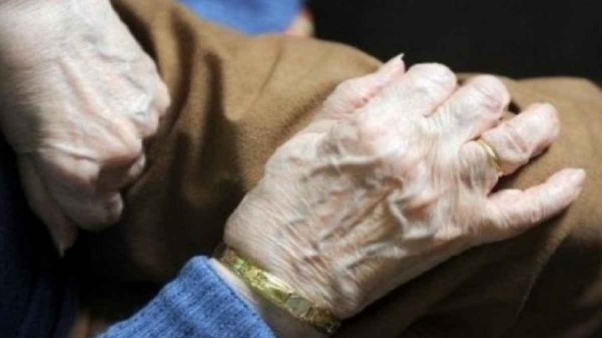 عمرها 101عام وتتعافى من كورونا