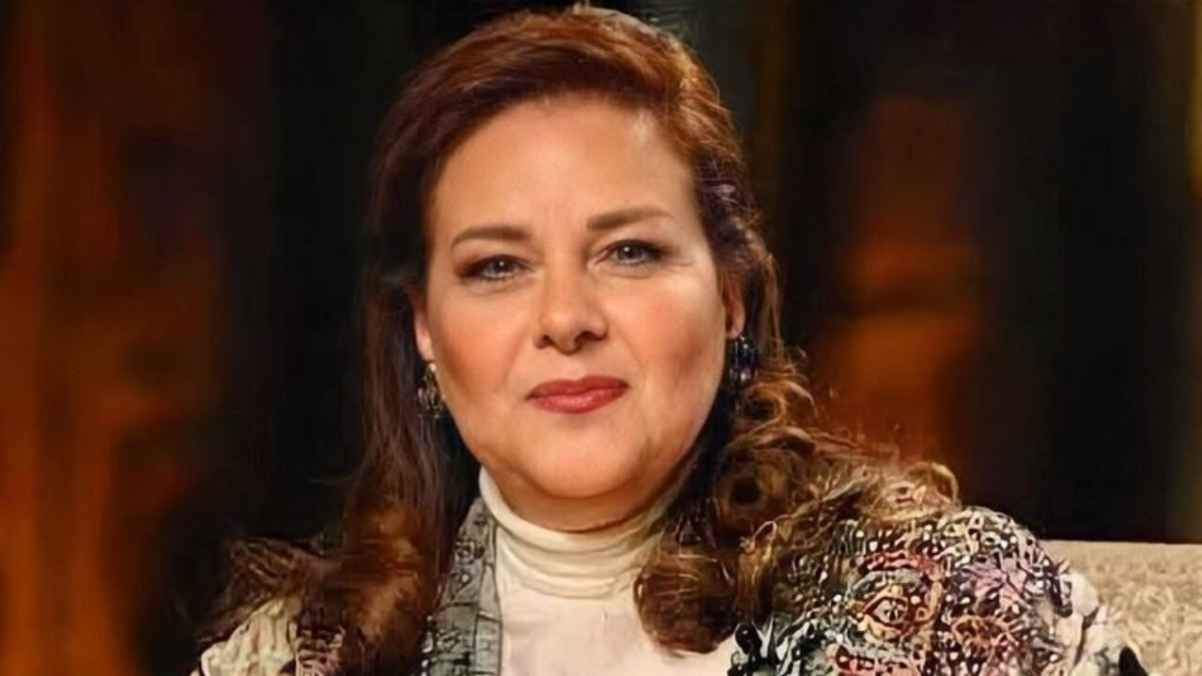 تطورات خطيرة بحالة الفنانة المصرية دلال عبد العزيز
