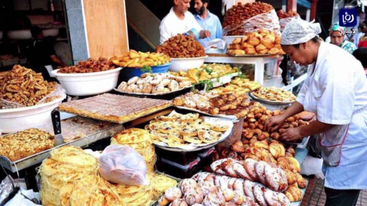 عادات رمضانية وأكلات شعبية في "المغرب" - فيديو