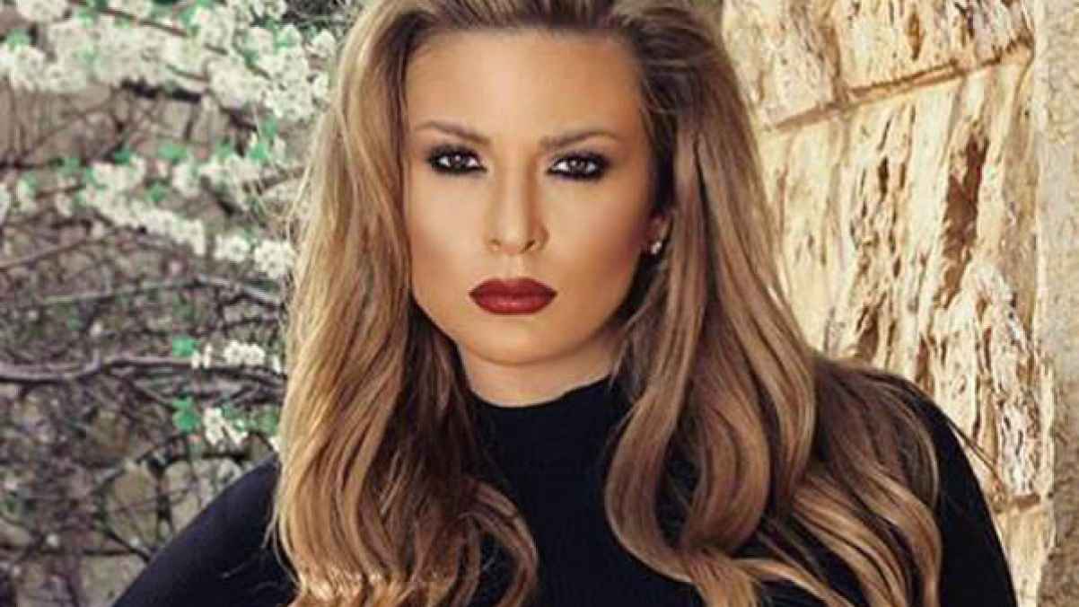 اتهام محبي نادين نجيم باميلا الكيك بالغيرة إثر تصريحاتها الجديدة
