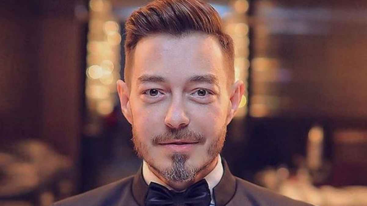 الفنان أحمد زاهر يتلقى تهديدات بالقتل بسبب مسلسل البرنس وابنته تدافع: بابا مش شرير "فيديو"