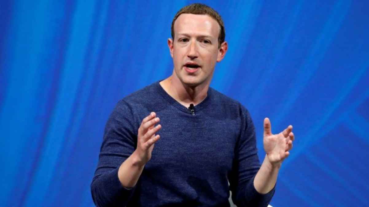 بسبب أعطال فيسبوك.. ثروة زوكربيرغ تتراجع إلى 121 مليار دولار