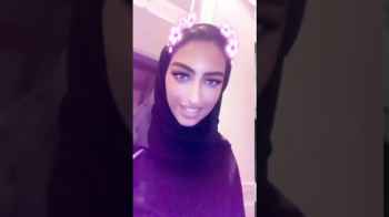 بسعادة بالغة.. مشهورة سعودية توثق لحظة طلاقها من زوجها- فيديو