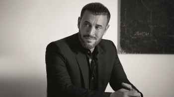 الموت يُفجع الفنان العراقي كاظم الساهر- صورة