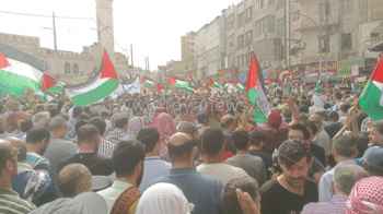 مسيرات في عمان ومدن أردنية والضفة الغربية تنديدا بعدوان الاحتلال على القطاع - فيديو