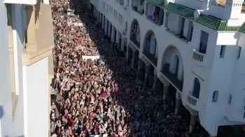 الآلاف يتظاهرون في العاصمة المغربية للمطالبة بقطع العلاقات مع الكيان - فيديو