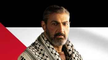 بالكوفية والعلم الفلسطيني.. ياسر جلال يدعم القضية الفلسطينية
